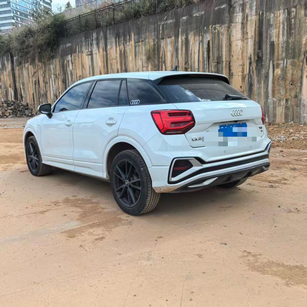 Audi Audi Q2L