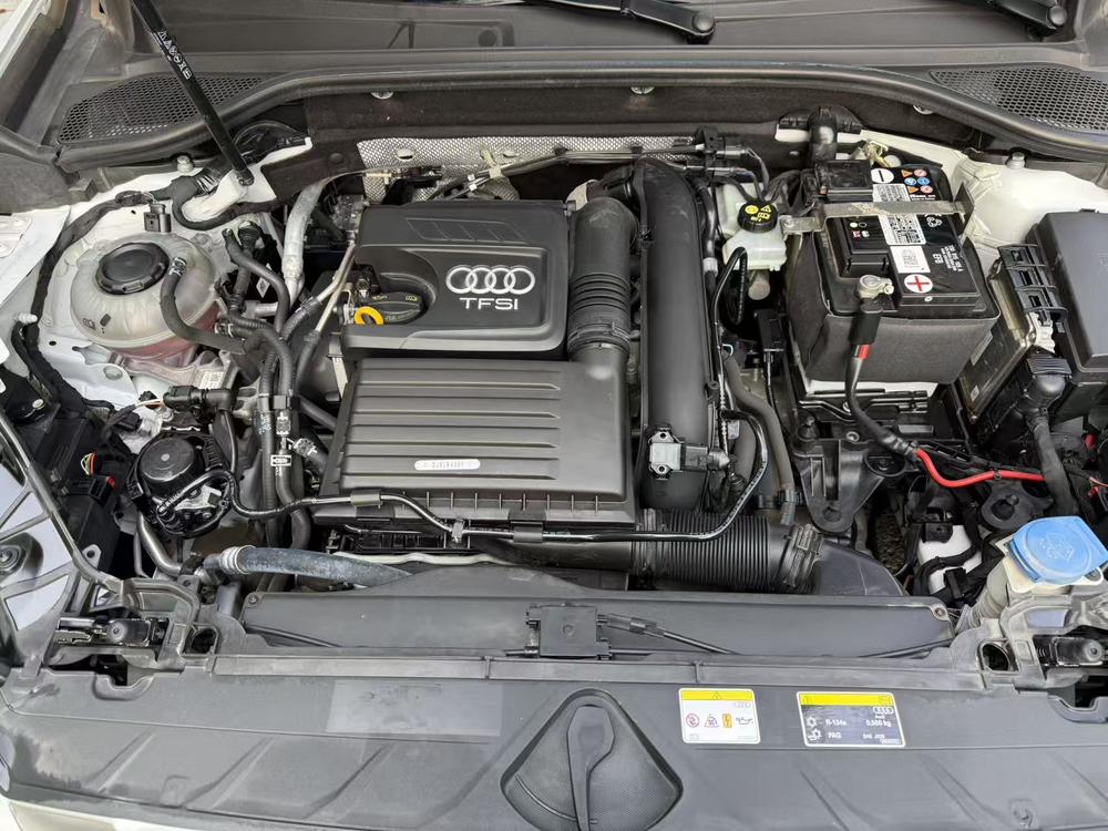 Audi Audi Q2L