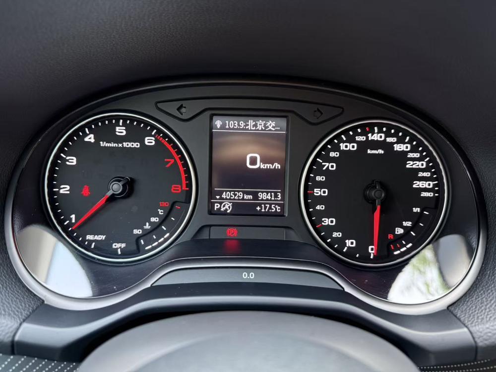 Audi Audi Q2L