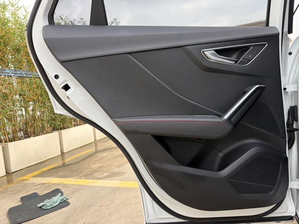Audi Audi Q2L