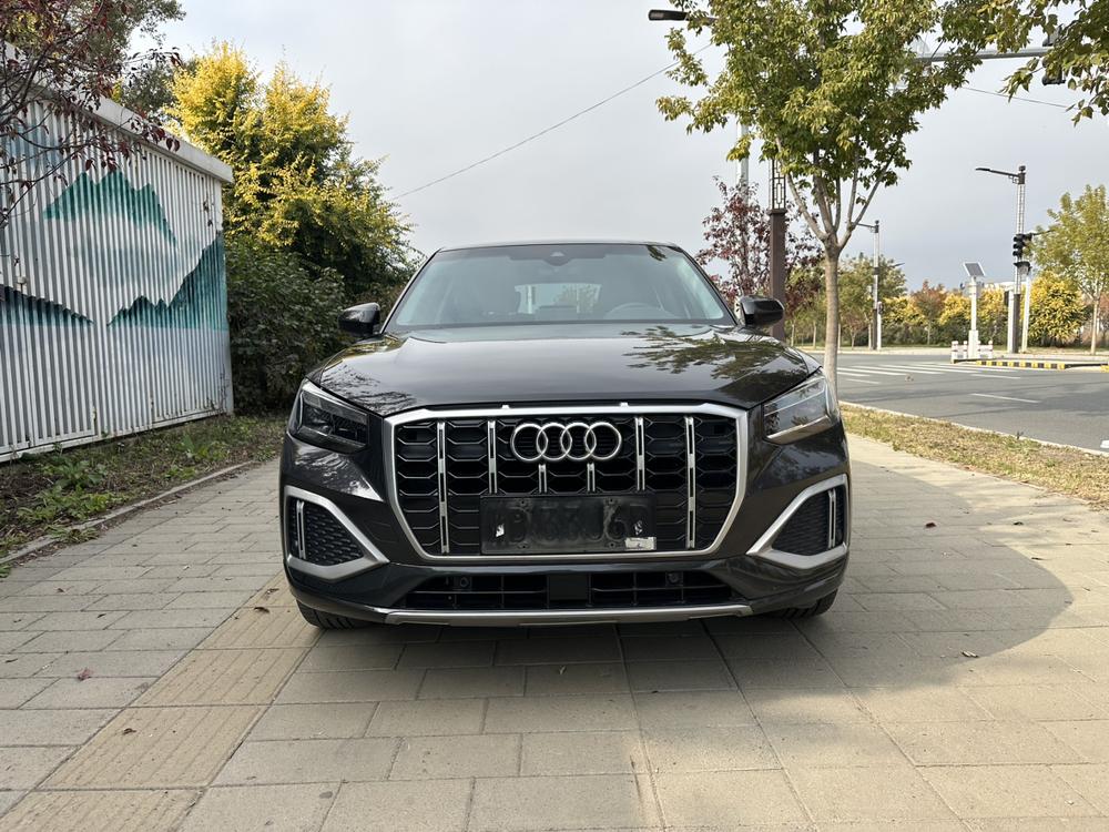 Audi Audi Q2L