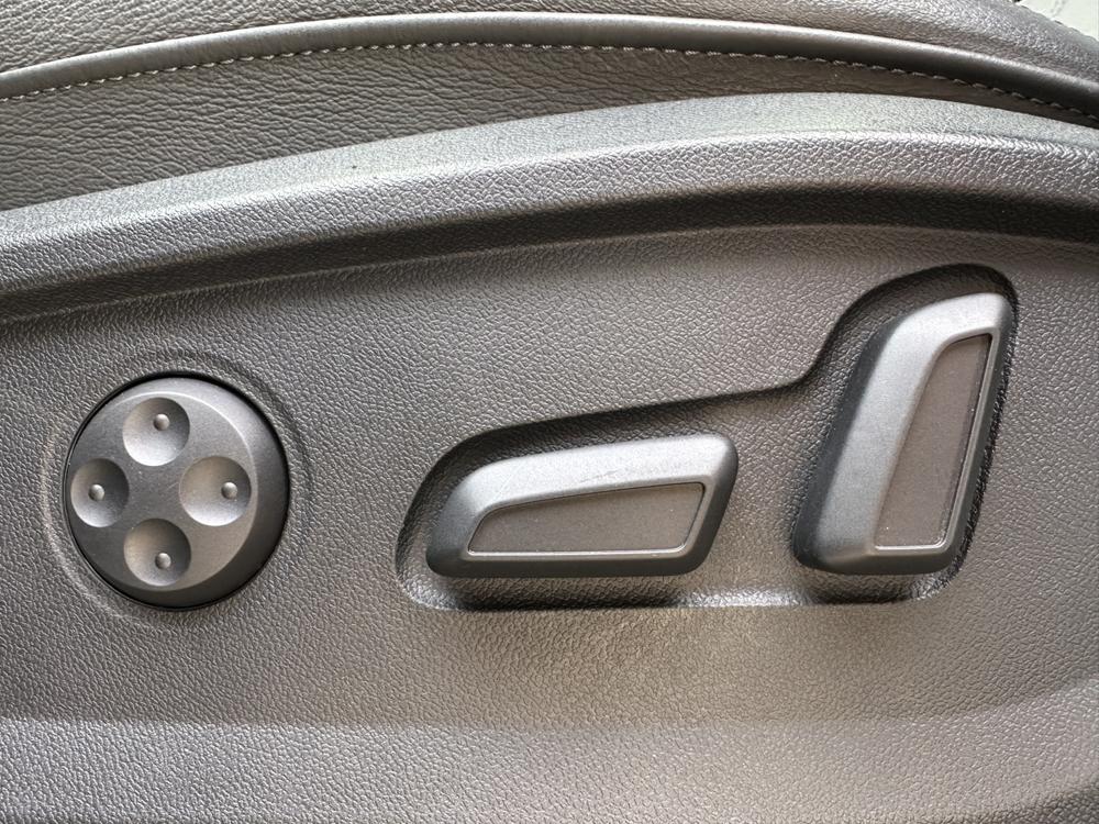 Audi Audi Q2L