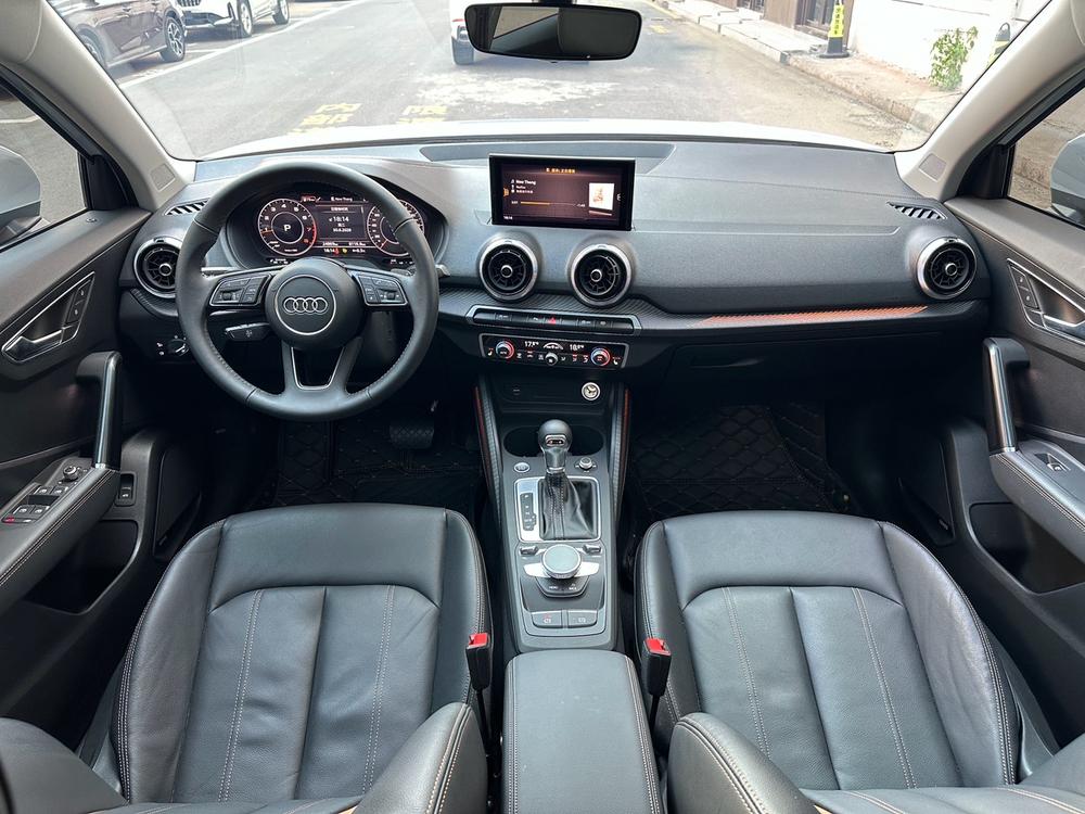 Audi Audi Q2L
