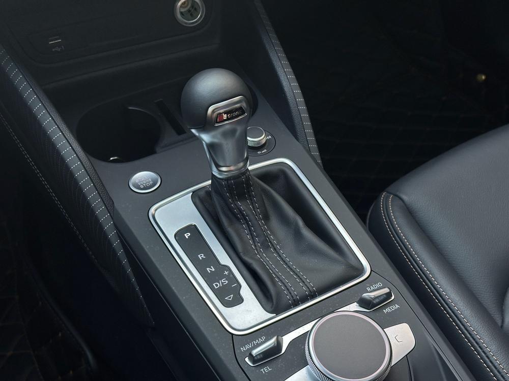 Audi Audi Q2L