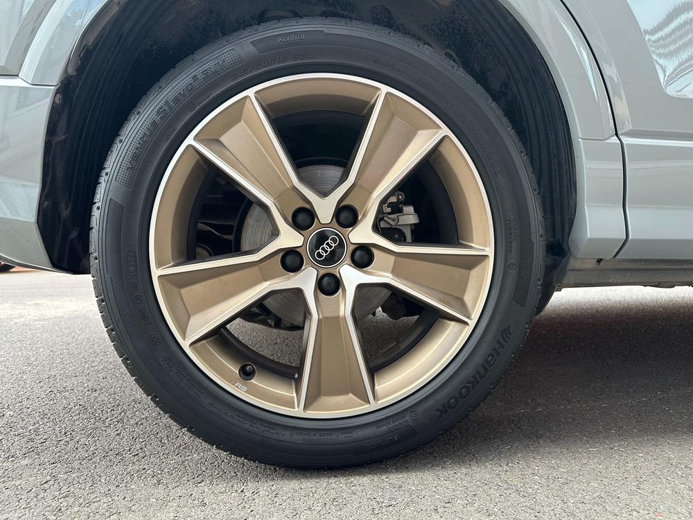Audi Audi Q2L