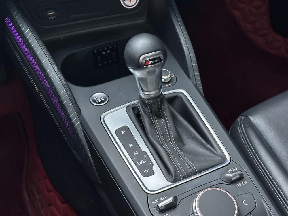Audi Audi Q2L