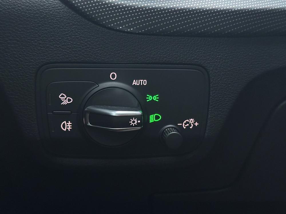 Audi Audi Q2L