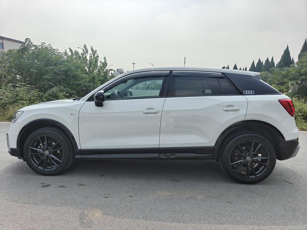 Audi Audi Q2L