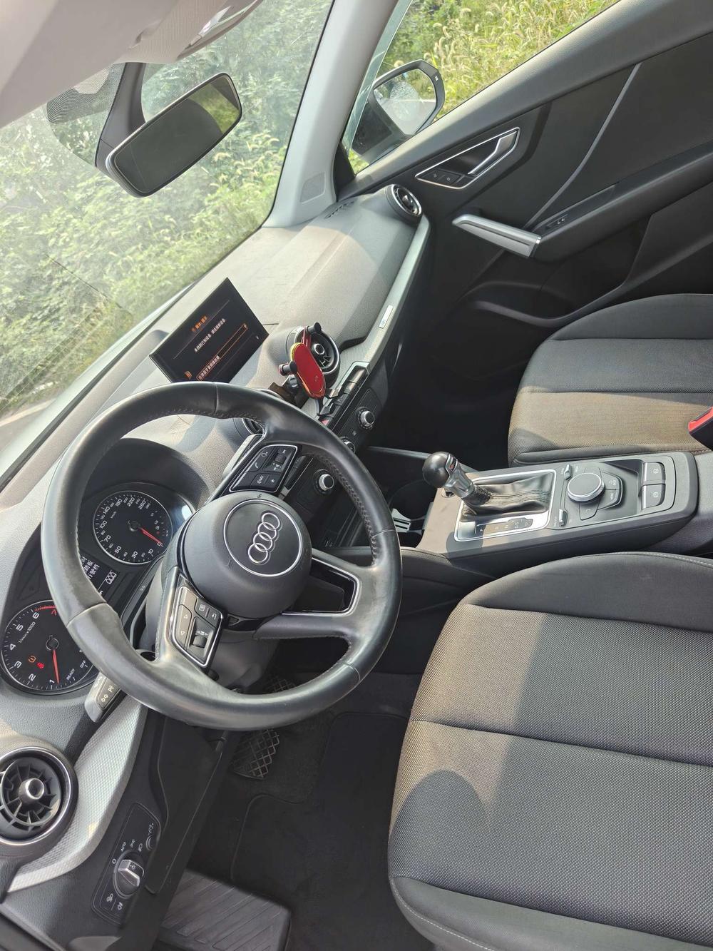 Audi Audi Q2L