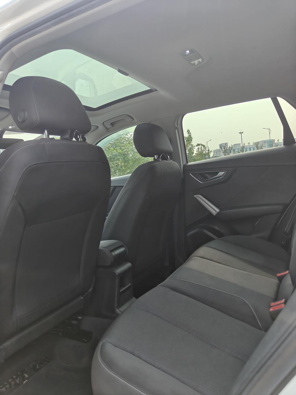 Audi Audi Q2L