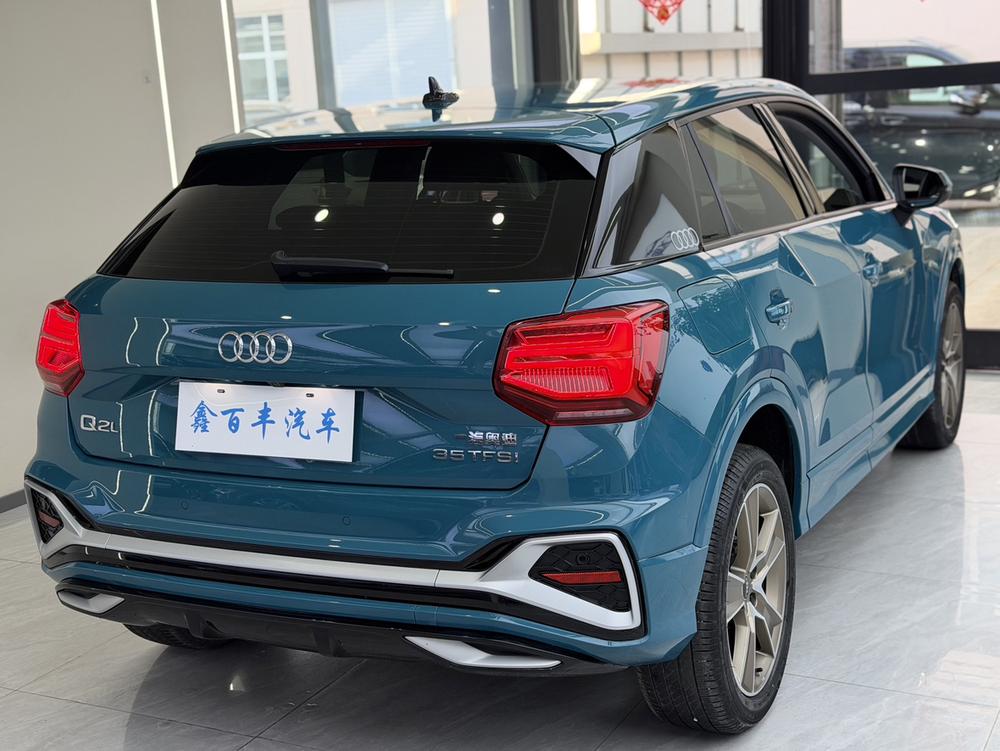 Audi Audi Q2L