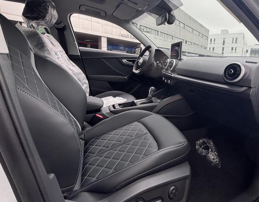 Audi Audi Q2L