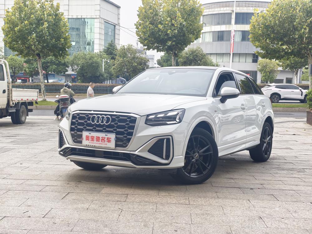 Audi Audi Q2L