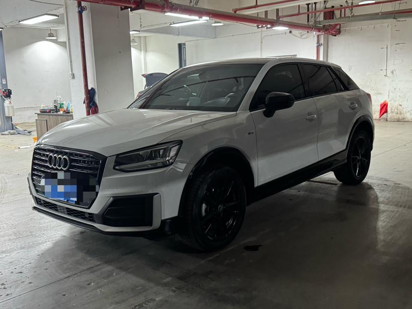 Audi Audi Q2L