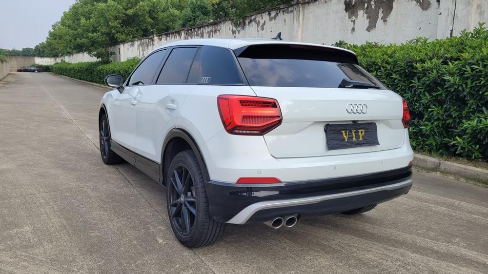 Audi Audi Q2L