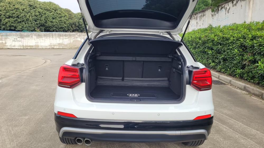 Audi Audi Q2L