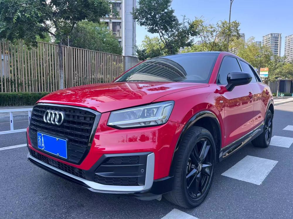Audi Audi Q2L