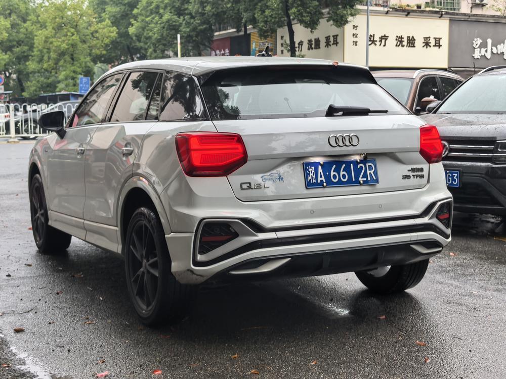 Audi Audi Q2L
