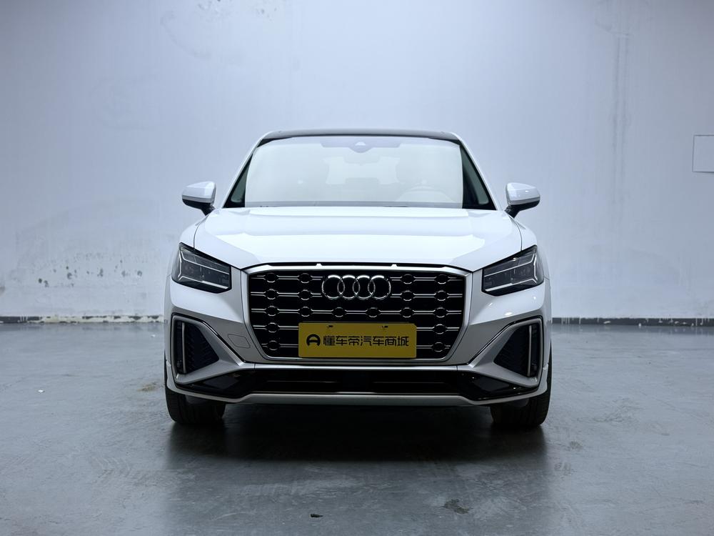 Audi Audi Q2L
