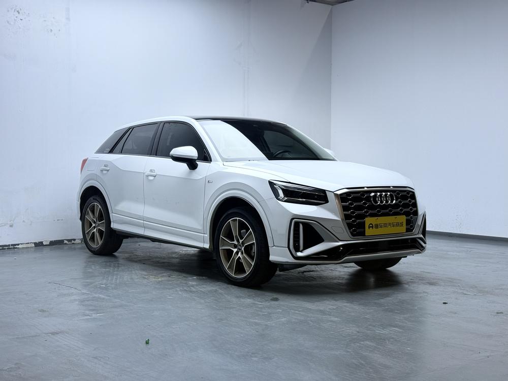 Audi Audi Q2L