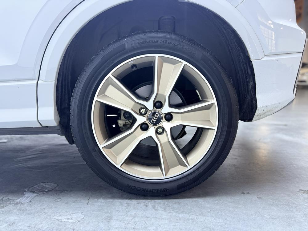 Audi Audi Q2L