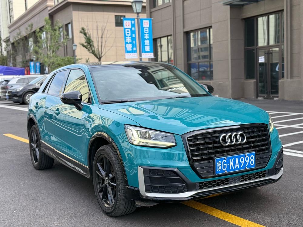 Audi Audi Q2L