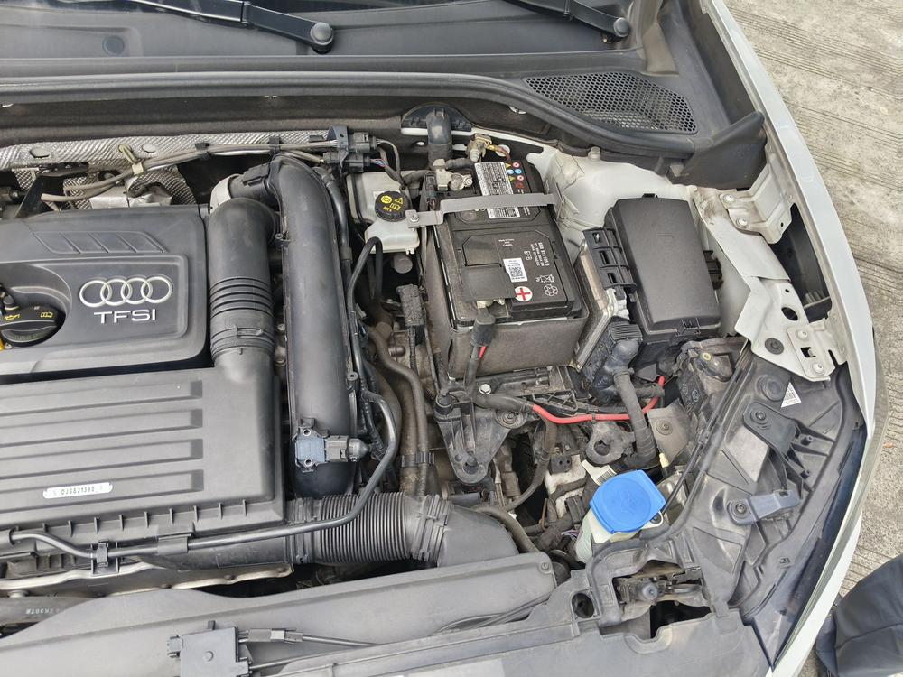 Audi Audi Q2L