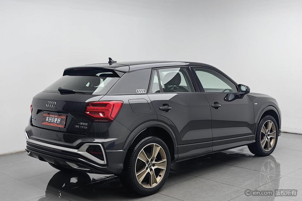 Audi Audi Q2L
