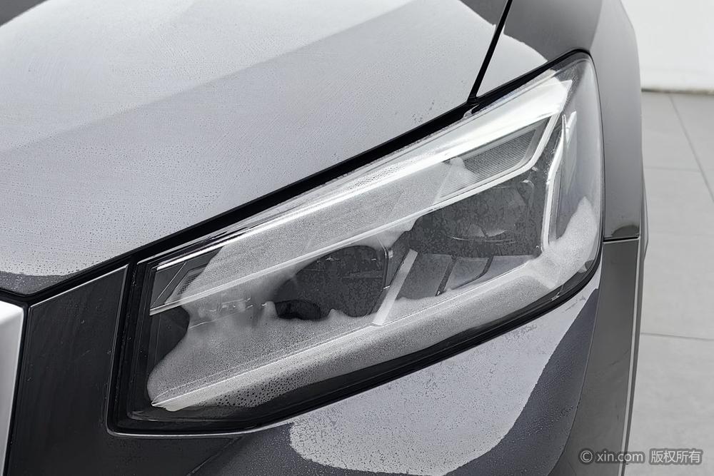 Audi Audi Q2L
