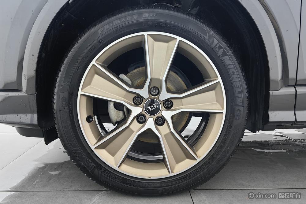 Audi Audi Q2L