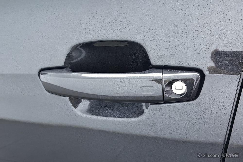 Audi Audi Q2L