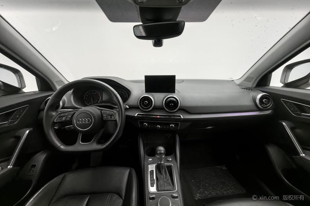 Audi Audi Q2L