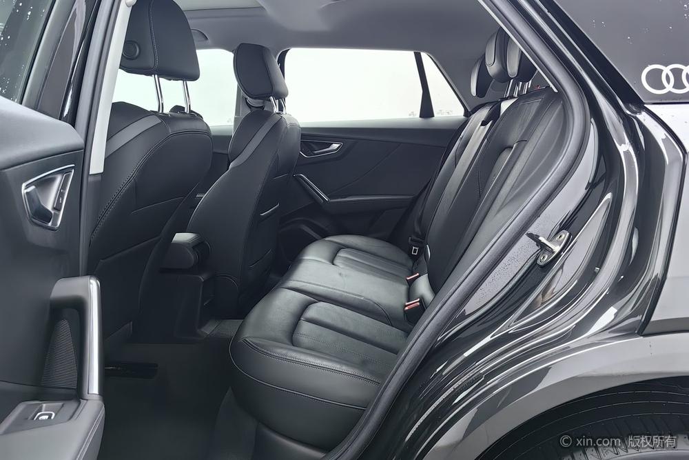 Audi Audi Q2L