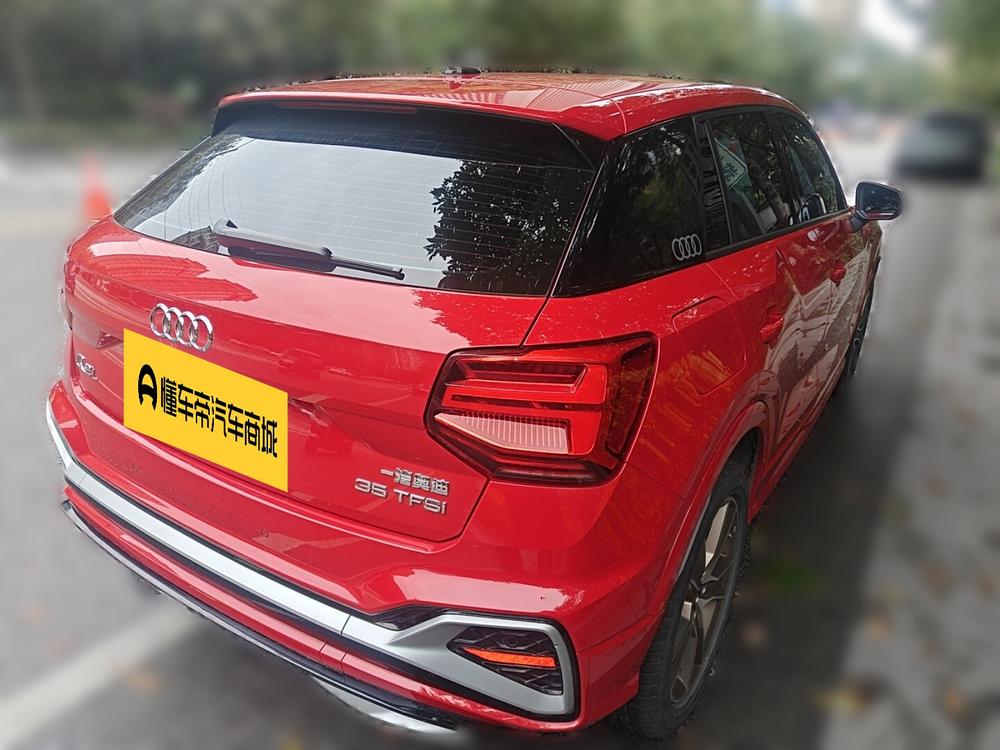Audi Audi Q2L