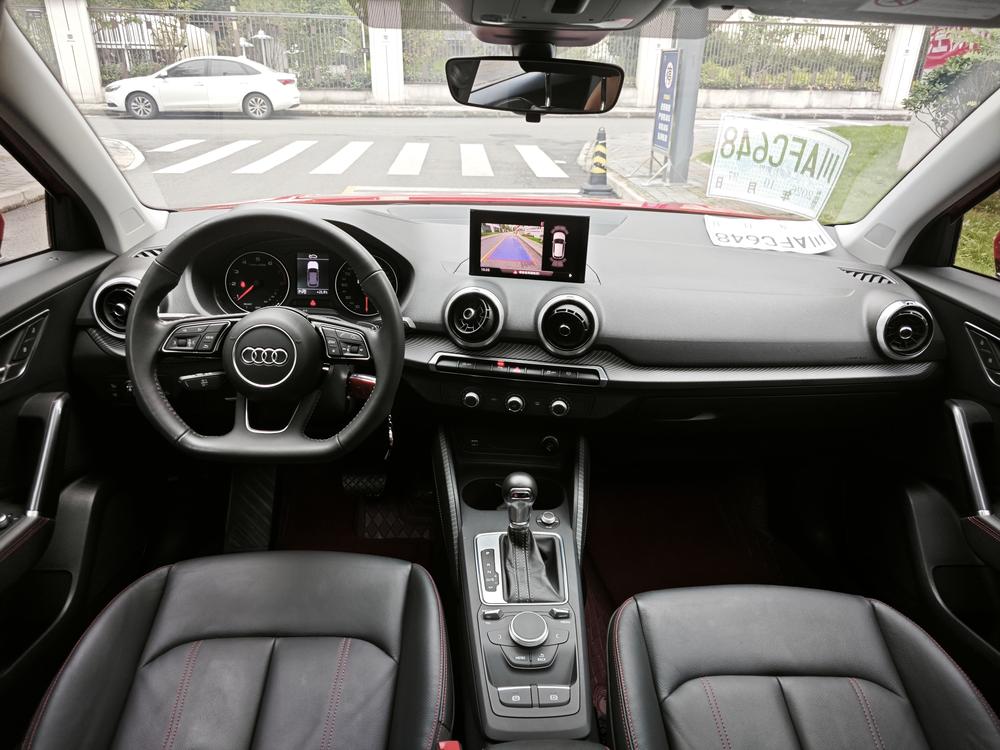 Audi Audi Q2L