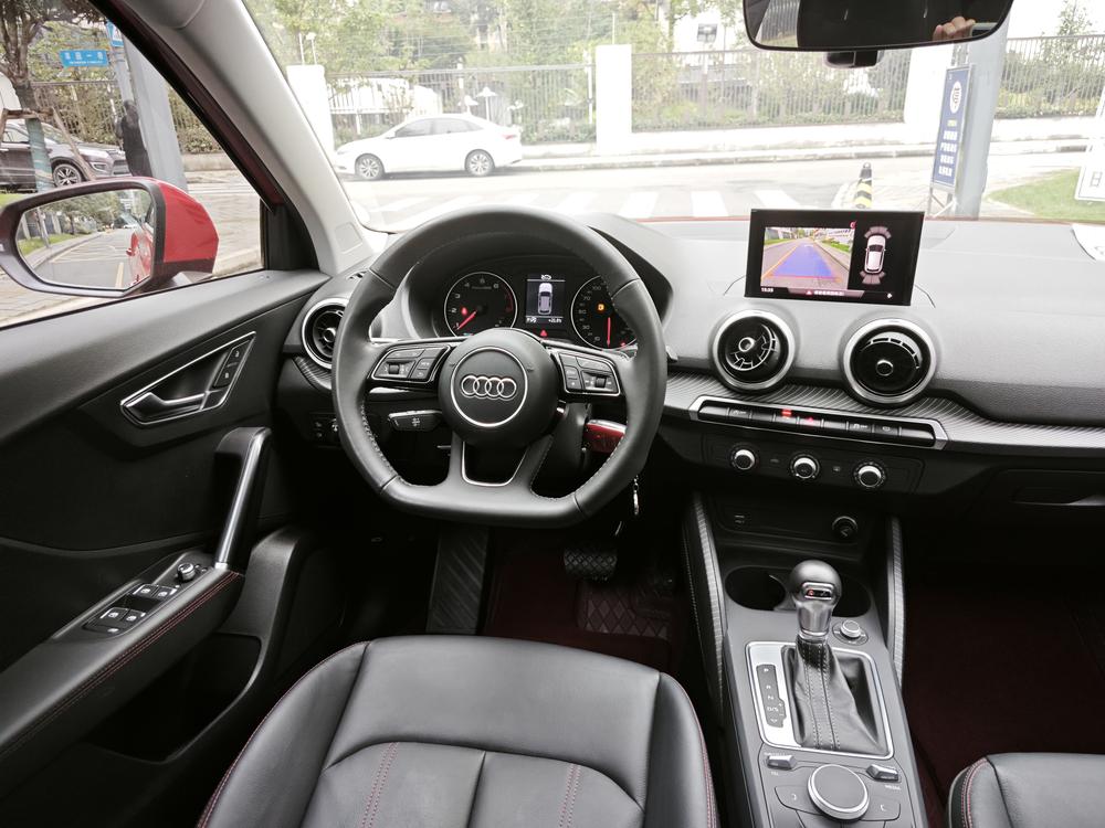 Audi Audi Q2L
