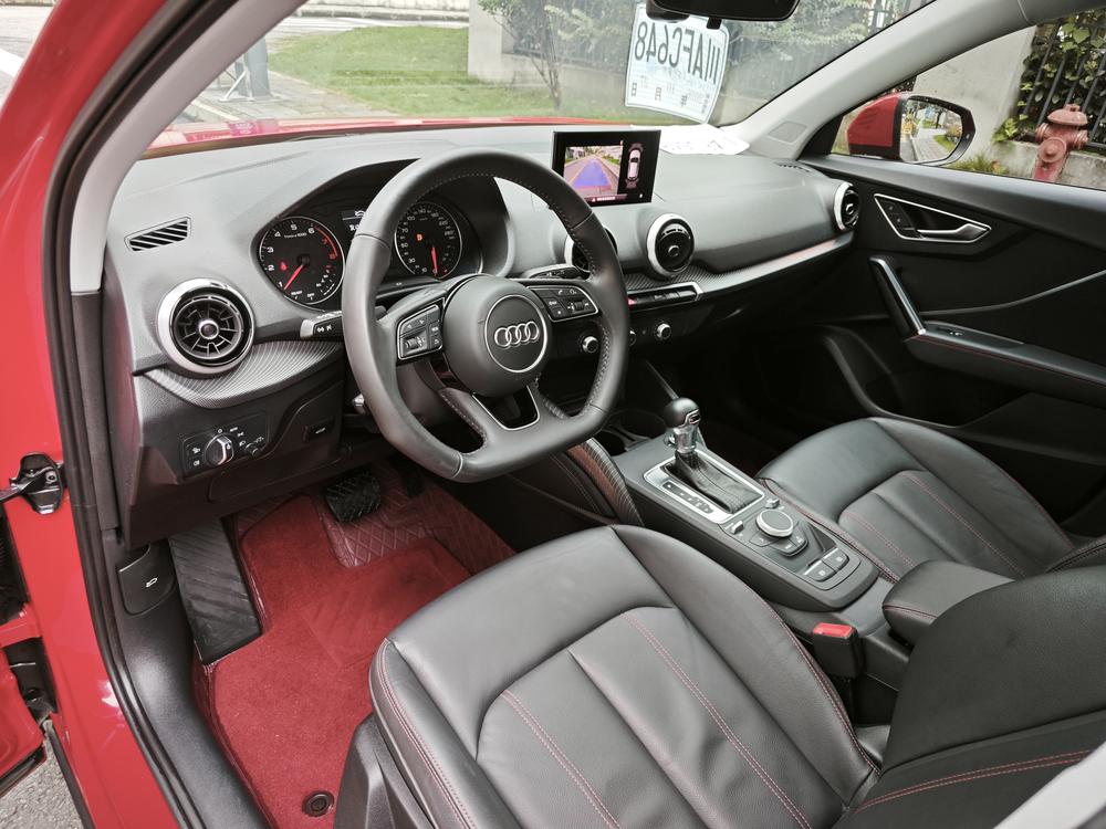 Audi Audi Q2L