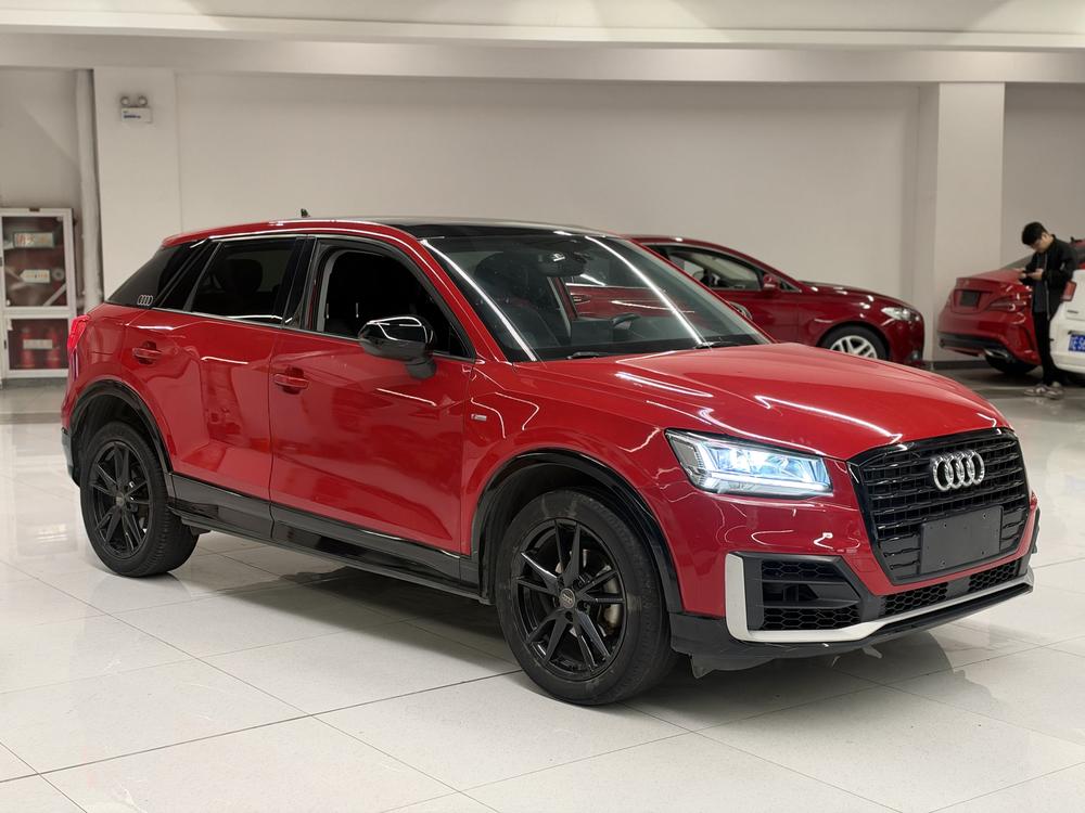 Audi Audi Q2L