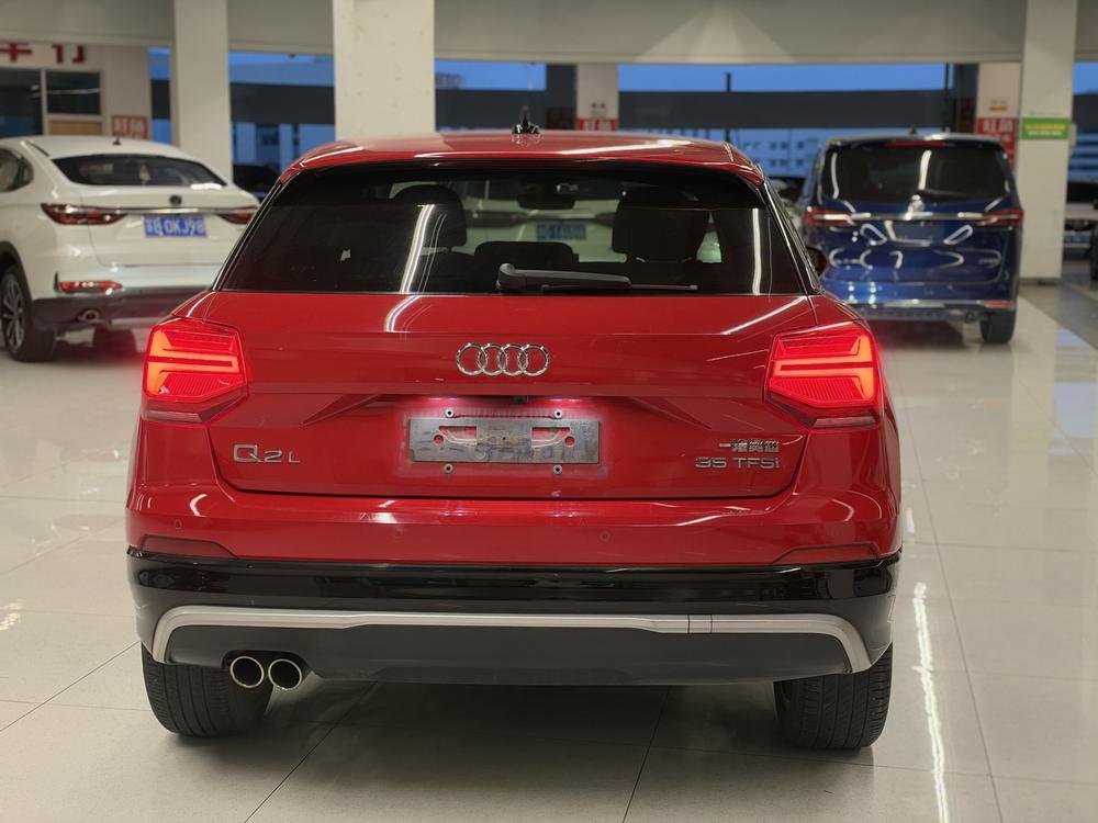 Audi Audi Q2L