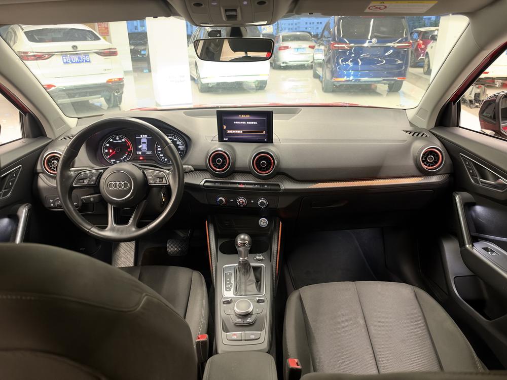 Audi Audi Q2L