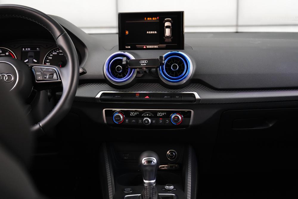 Audi Audi Q2L