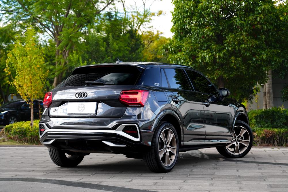 Audi Audi Q2L