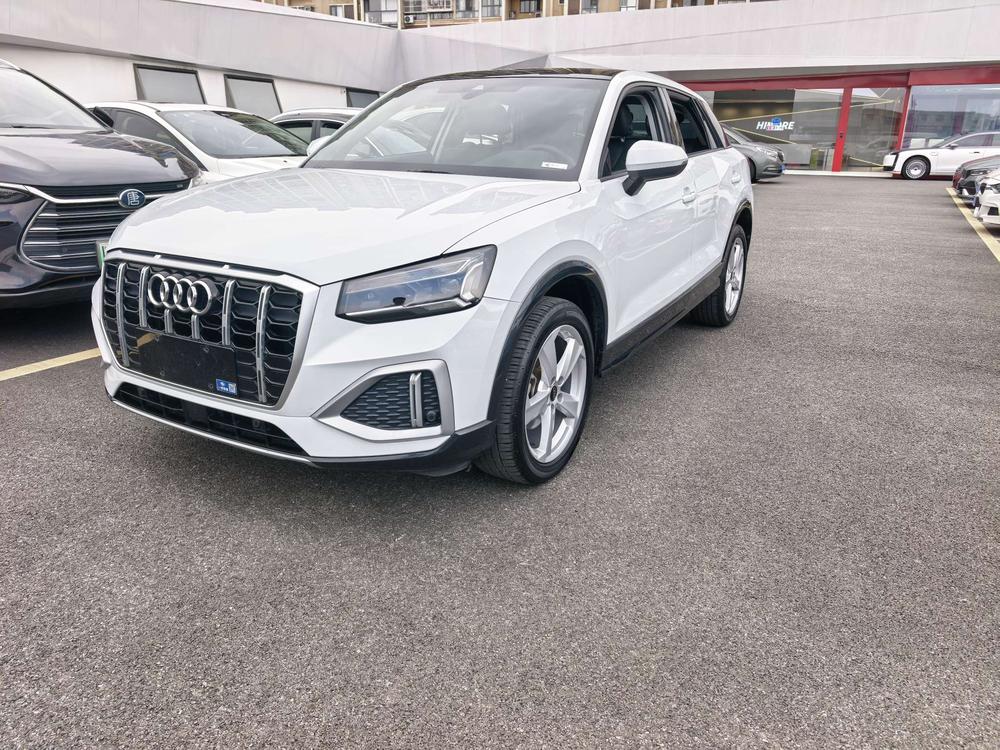 Audi Audi Q2L