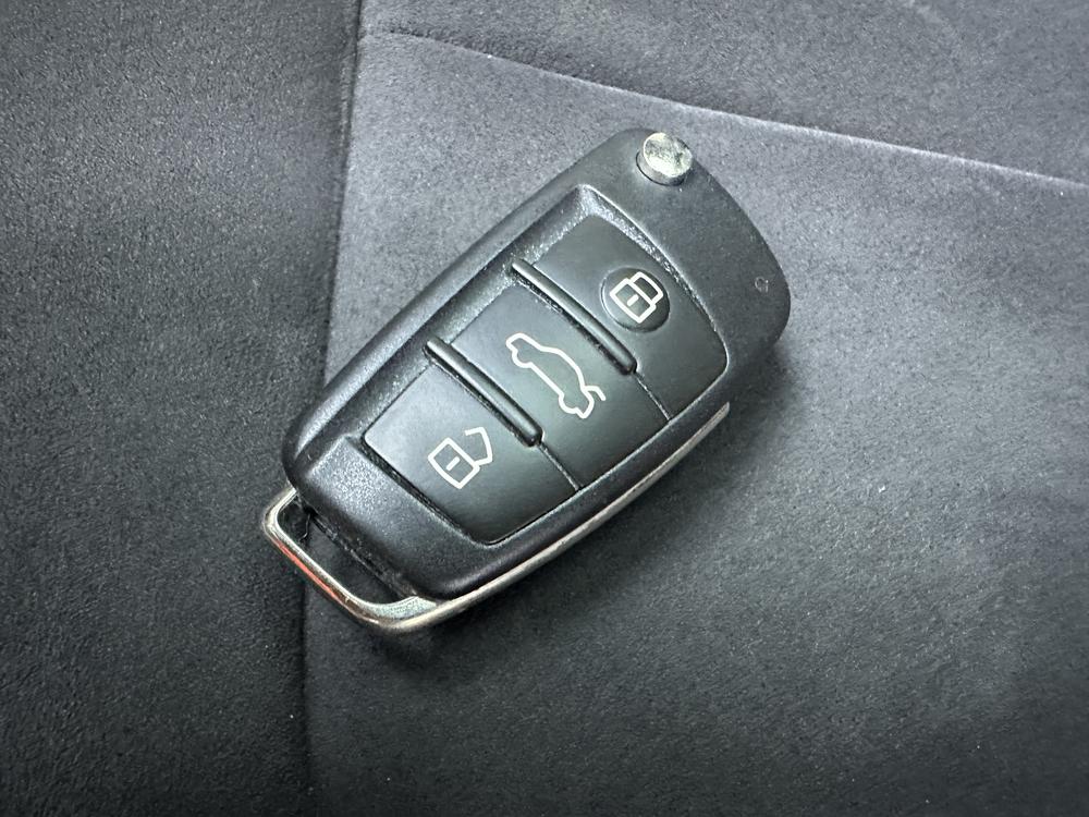 Audi Audi Q2L