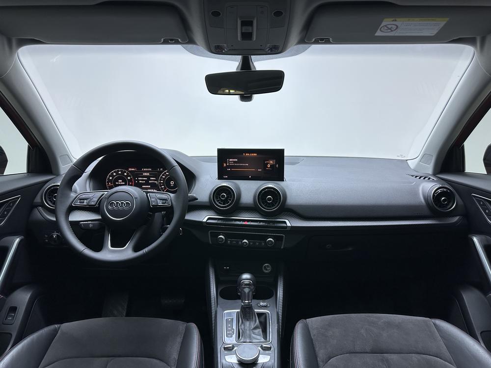 Audi Audi Q2L
