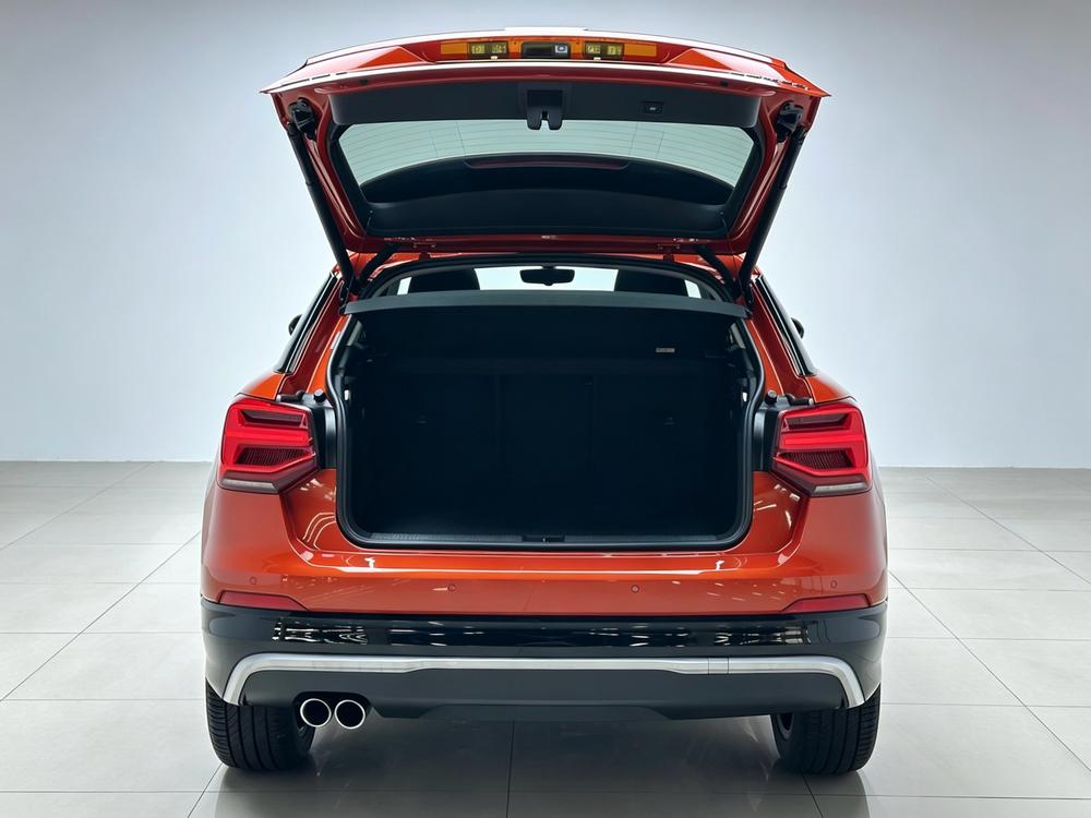 Audi Audi Q2L