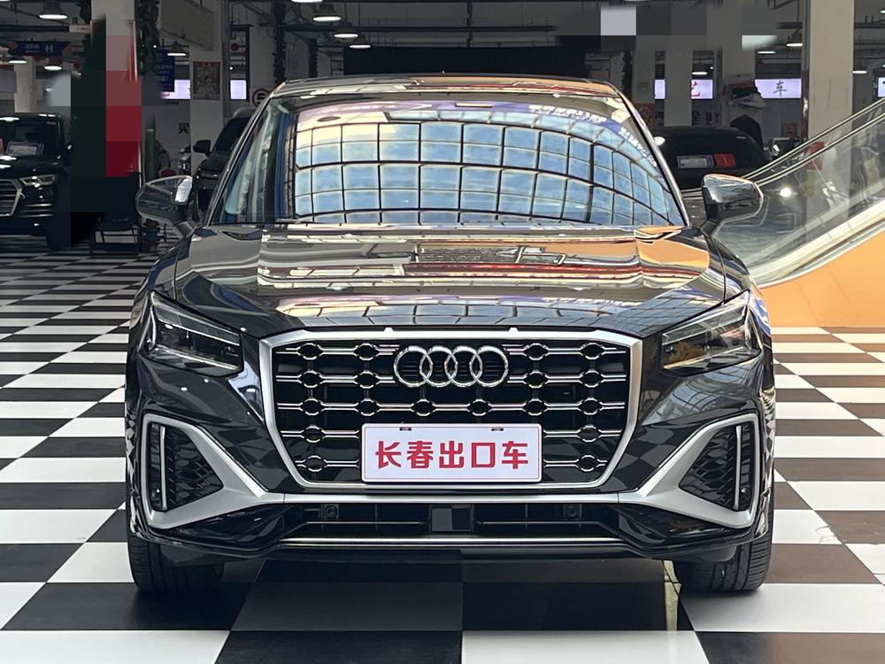 Audi Audi Q2L