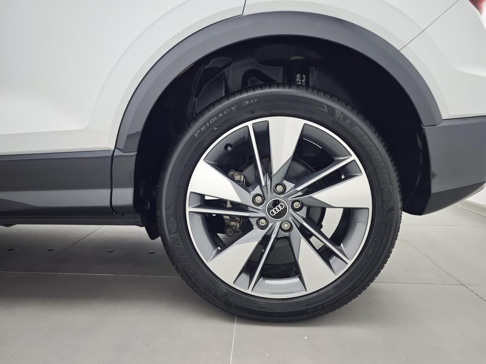 Audi Audi Q2L