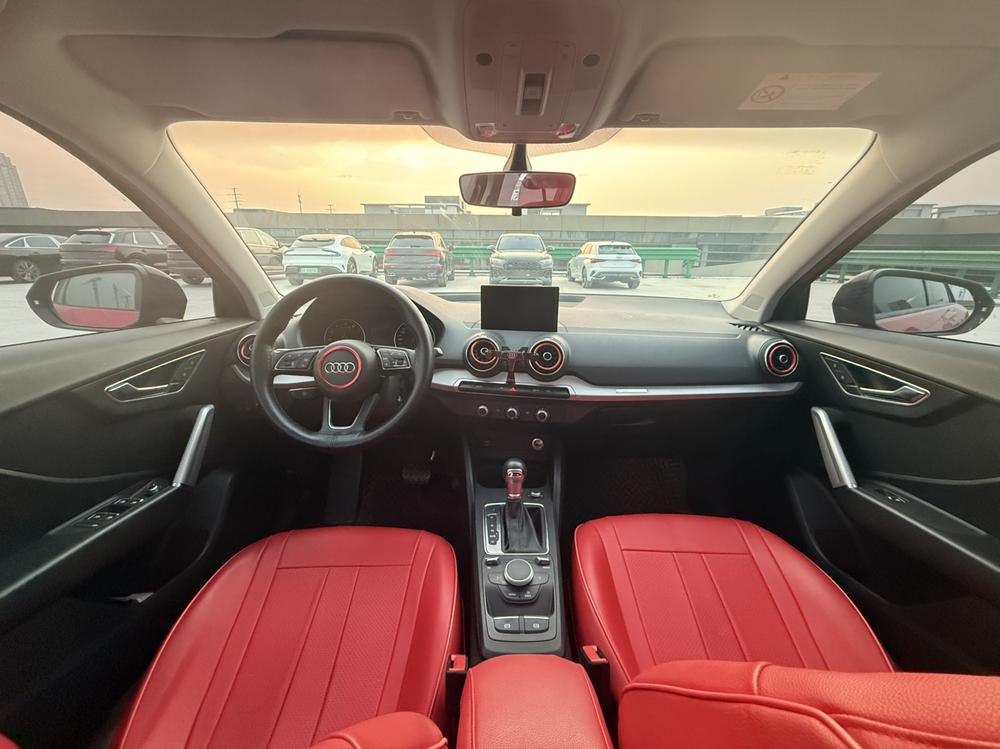 Audi Audi Q2L