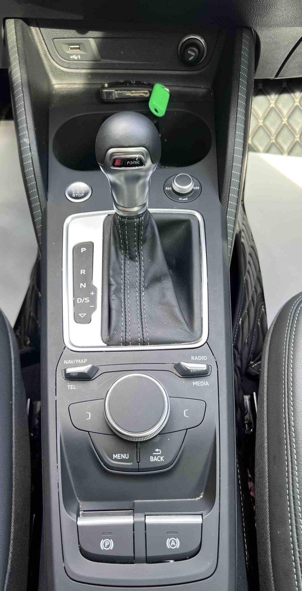 Audi Audi Q2L
